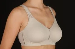 Reggiseno Micrrofibra Preformato Riduttivo Coppa D Selene Elvira -Intimo Outlet Negozio elvira tierra 17w5276